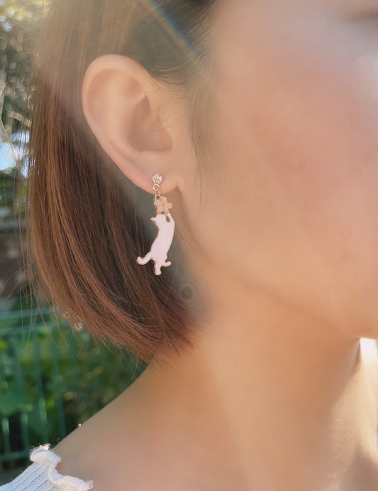 #EA0097 Earrings AB款白貓櫻花925銀針耳環