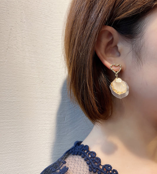 #EA0044 Earrings 心型花瓣925銀針耳環