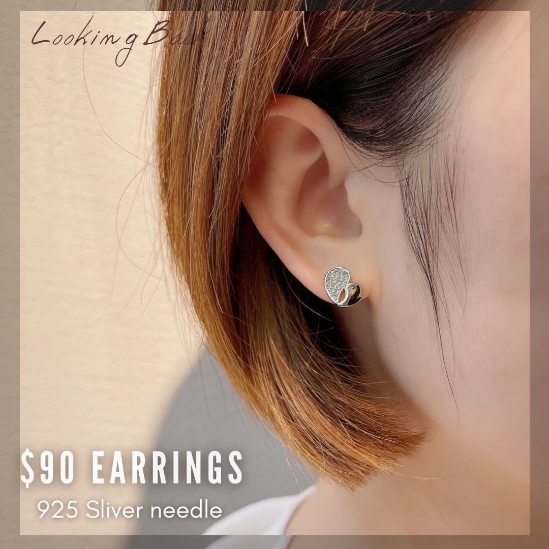 #EA0048 Earrings 心型925銀針耳環