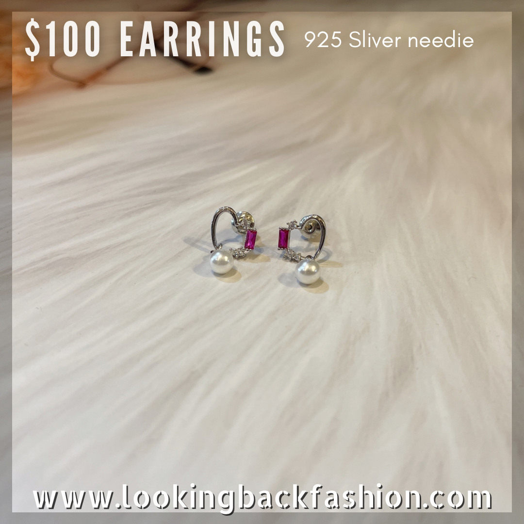 #EA0007 Earrings 心型 925銀針耳環